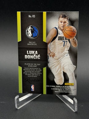 2018-19 Panini Player of the Day #R3 Luka Doncic Rookies #1