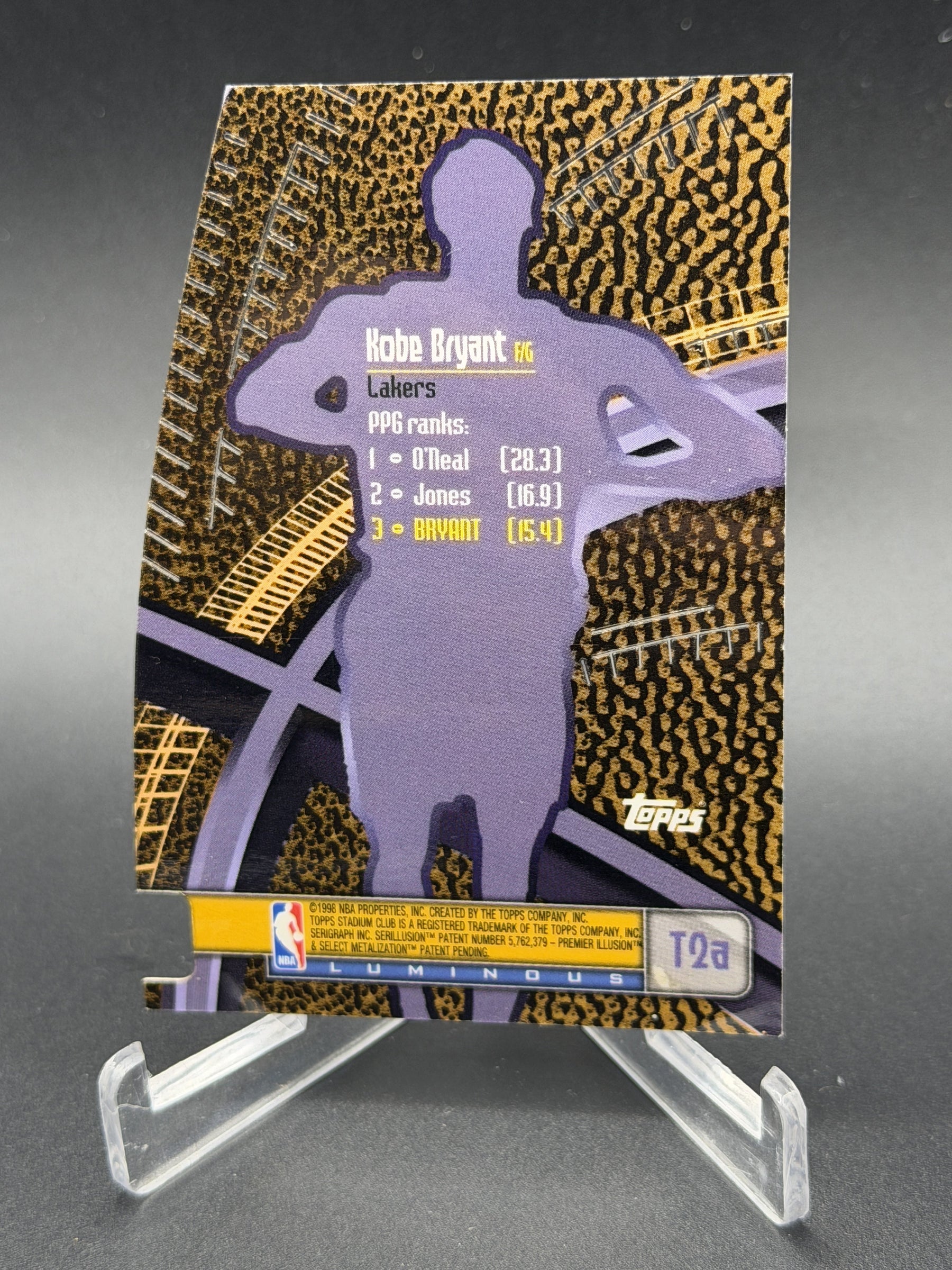 1998-99 Stadium Club #T2a Kobe Bryant Triumvirate Luminous